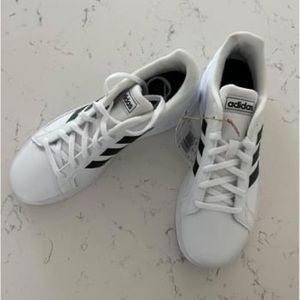 Adidas Grand Court Tennis Shoes — NEW